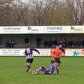 Topreferee gespot bij de IP17 St. Dimpna tegen Beerschot
