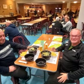 Op bezoek bij Exc. Vorst: mosselfeest van de club!