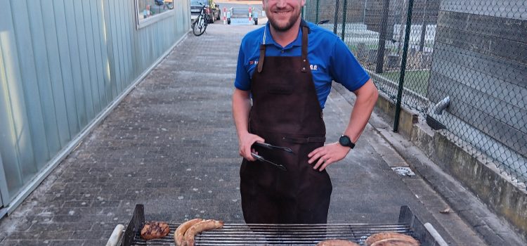 Schitterende statutaire vergadering met bbq bij K. SVGO! Schitterende statutaire vergadering met bbq bij K. SVGO!